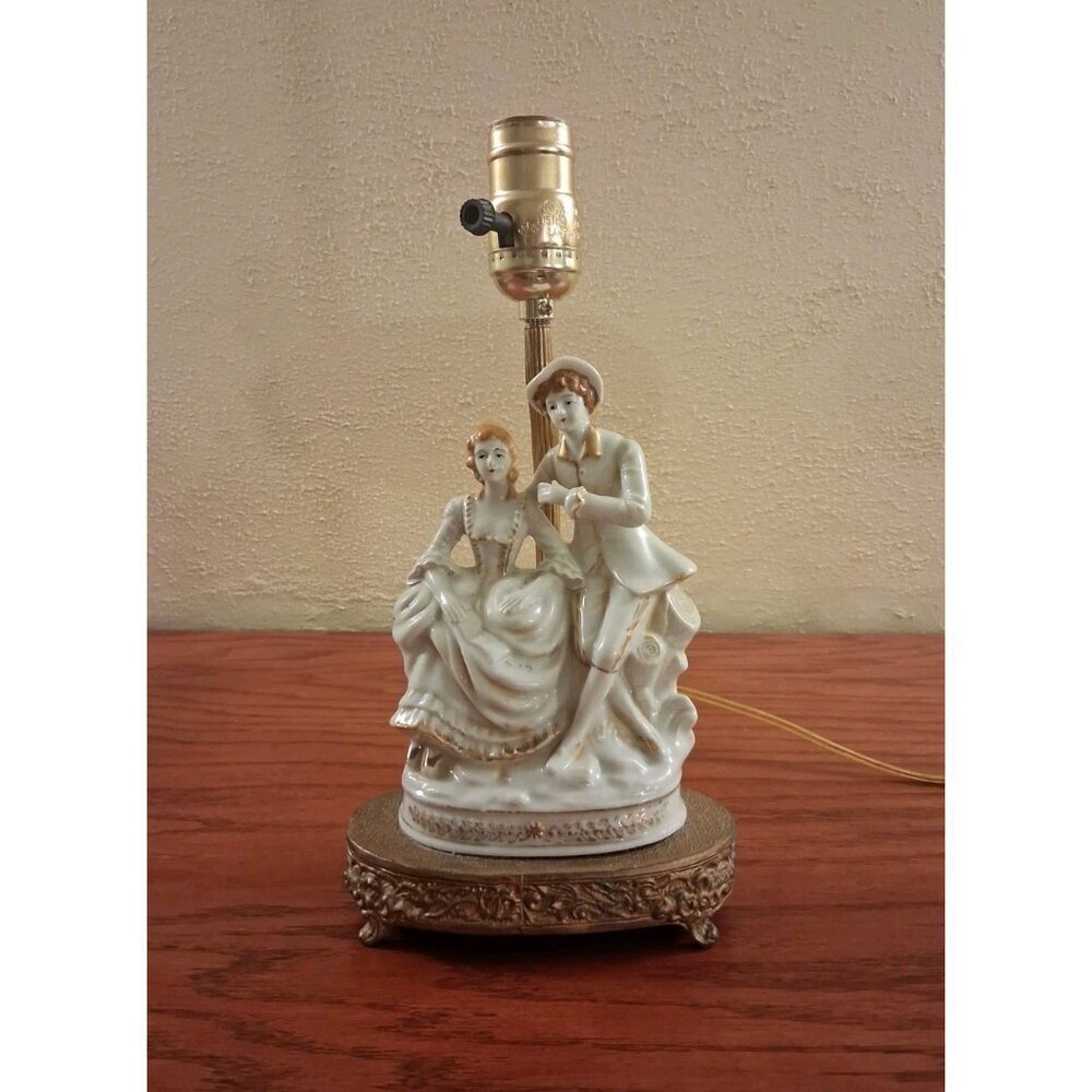 Lamp Victorian Couple Porcelain Figural Brass Base Boudoir Lamp Gold Trim 1940s